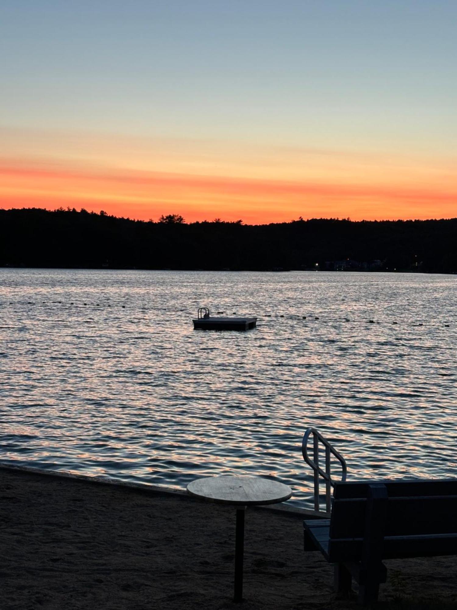 Winnasquam Beach Resort Belmont Eksteriør billede